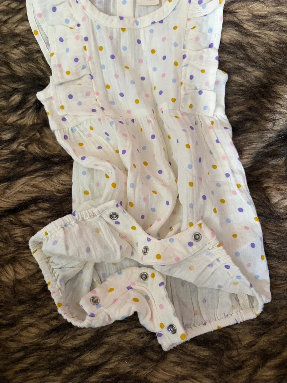 Baby GAP Ivory Frost 1 Piece Girls Polka Dot Romper Size 6-12 Months